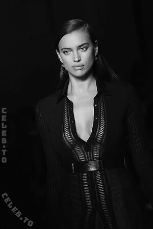 Irina Shayk leaked photo #930