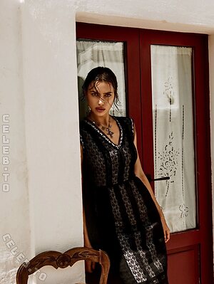 Irina Shayk leaked photo #941