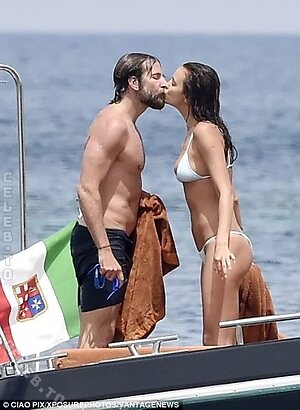 Irina Shayk leaked photo #974