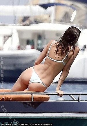 Irina Shayk leaked photo #977