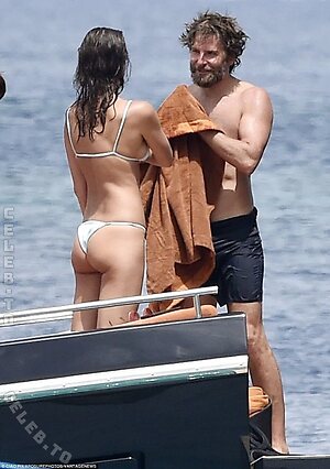 Irina Shayk leaked photo #979