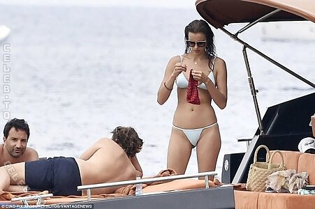 Irina Shayk leaked photo #987