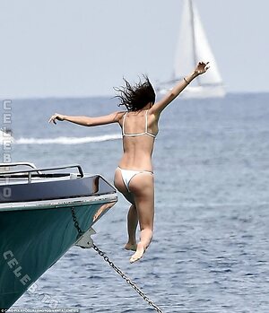Irina Shayk leaked photo #989