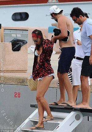 Irina Shayk leaked photo #1081