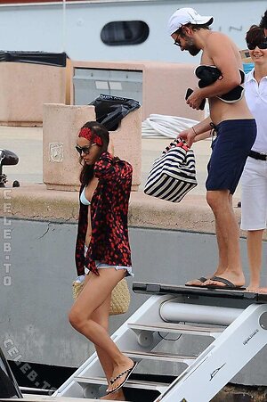 Irina Shayk leaked photo #1092