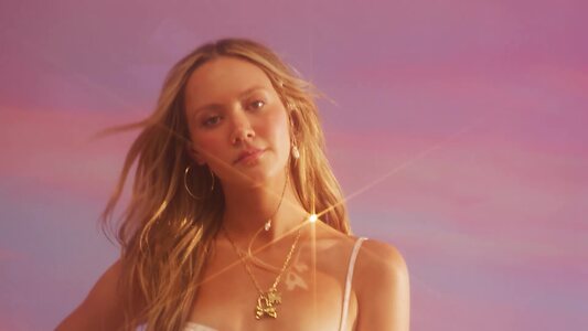 Iris Apatow leaked photo #64