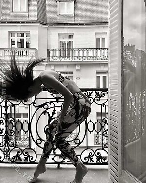 Iris Mittenaere Nude Leaked Photo #14