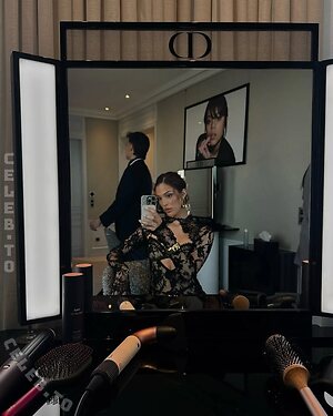 Iris Mittenaere photo
