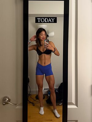 Iris Yang leaked photos