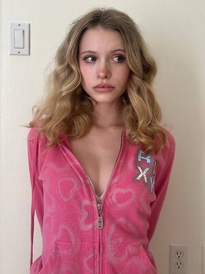 iris_sisto leaked photo #9