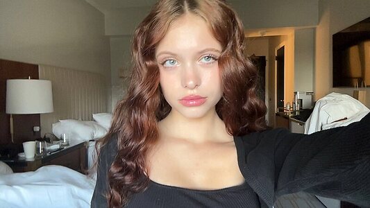 iris_sisto leaked photo #12