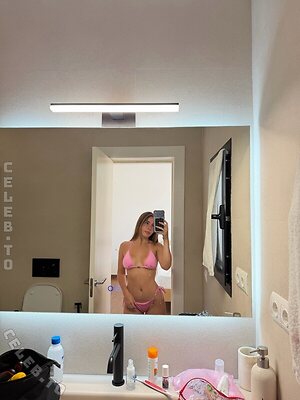 Isa Brunelli leaked photo #59