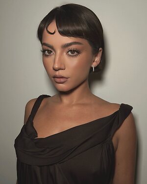 Isabela Merced Hot