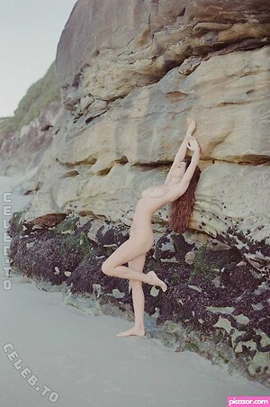 Isabela Reda Nude Leaked Photo #10