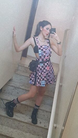 Isabela Tiemi leaked photo #20