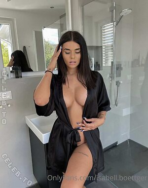 Isabell Böttger Nude Leaked Photo #20