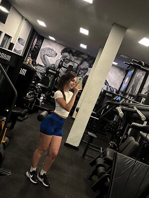 Bella Bertoli leaked photos
