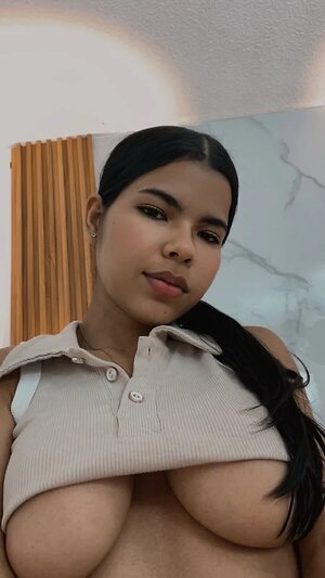 IsabellaMonet leaked photos