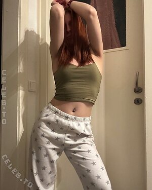 isabxllx.sdr Nude Leaked Photo #8