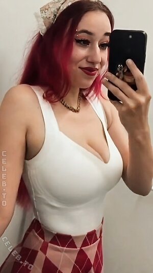 isa.deadpool.girl Nude Leaked Photo #6