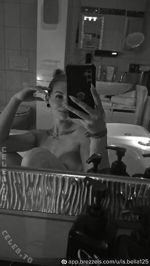 is.bella125 photo