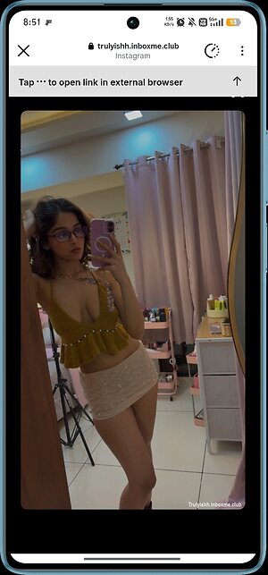 Isha Modi Insta Influencer