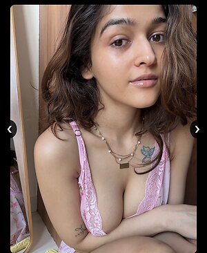 Isha Modi leaked photo #25