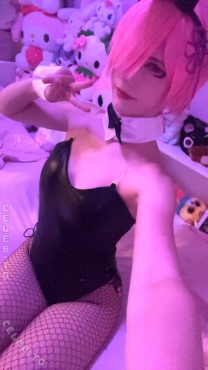 Isi.cosplay Nude Leaked Photo #24