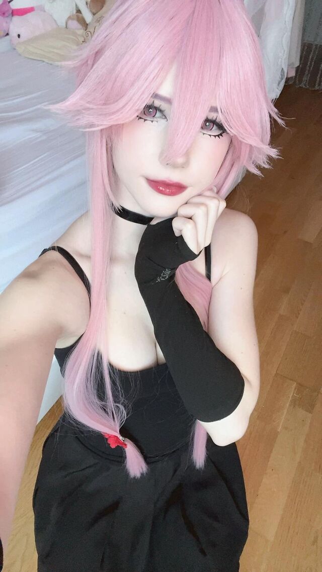 Isii.cos leaked photos