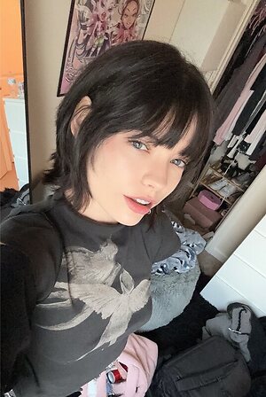 isizzly leaked photo #3