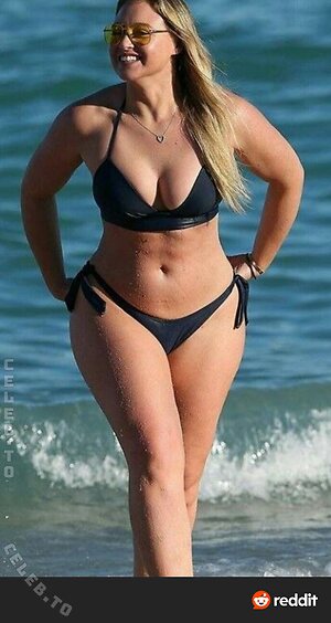 Iskra Lawrence photo