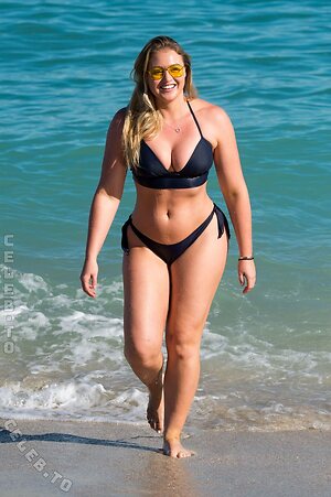 Iskra Lawrence photo