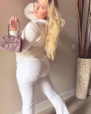 Iskra Lawrence leaked photo #361