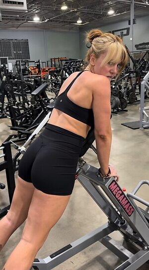 Isla Dawn leaked photo #6
