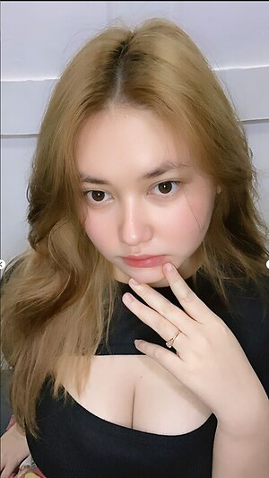 Ismi Nurbaiti leaked photo #5