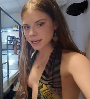Isobel Burwood leaked photo #2
