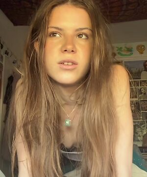 Isobel Burwood leaked photo #22