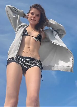 Isobel Burwood leaked photo #63