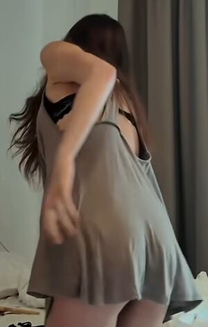 Isobel Burwood leaked photo #82