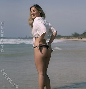 Issy Chan Nude Leaked Photo #6