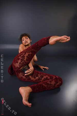 iStripper Nude Leaked Photo #4822