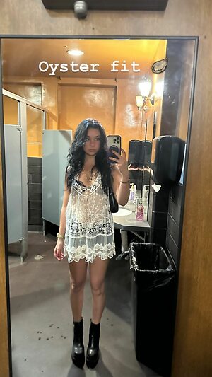 Itsblythedavis leaked photo #8