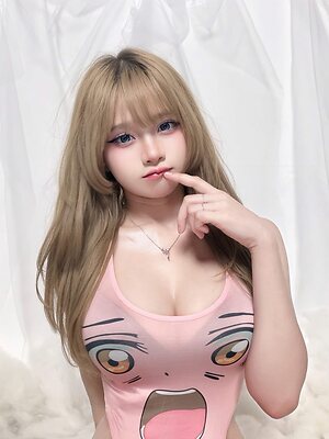 Itsch.y leaked photo #2