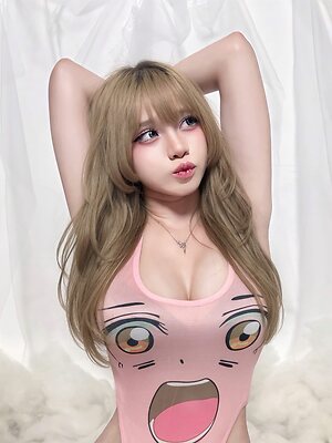 Itsch.y leaked photo #4