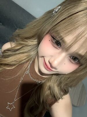 Itsch.y leaked photo #57
