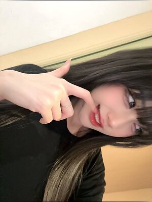 Itsch.y leaked photo #63