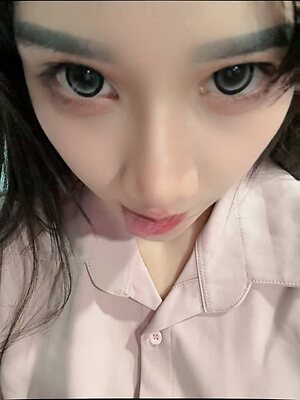 Itsch.y leaked photo #71