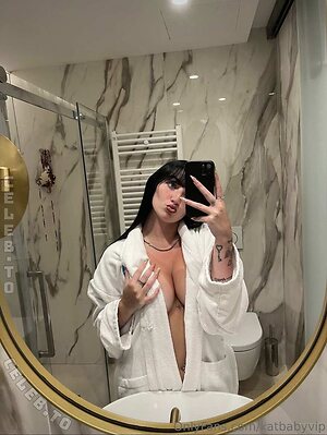 itskatbabyy leaked photo #39