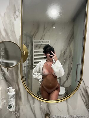 itskatbabyy leaked photo #57