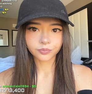 itsKatchii leaked photo #34